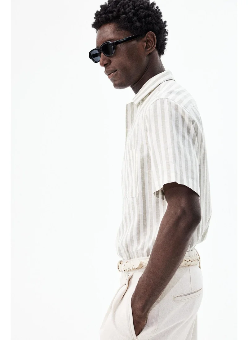 اتش اند ام Regular Fit Short-sleeved linen-blend shirt