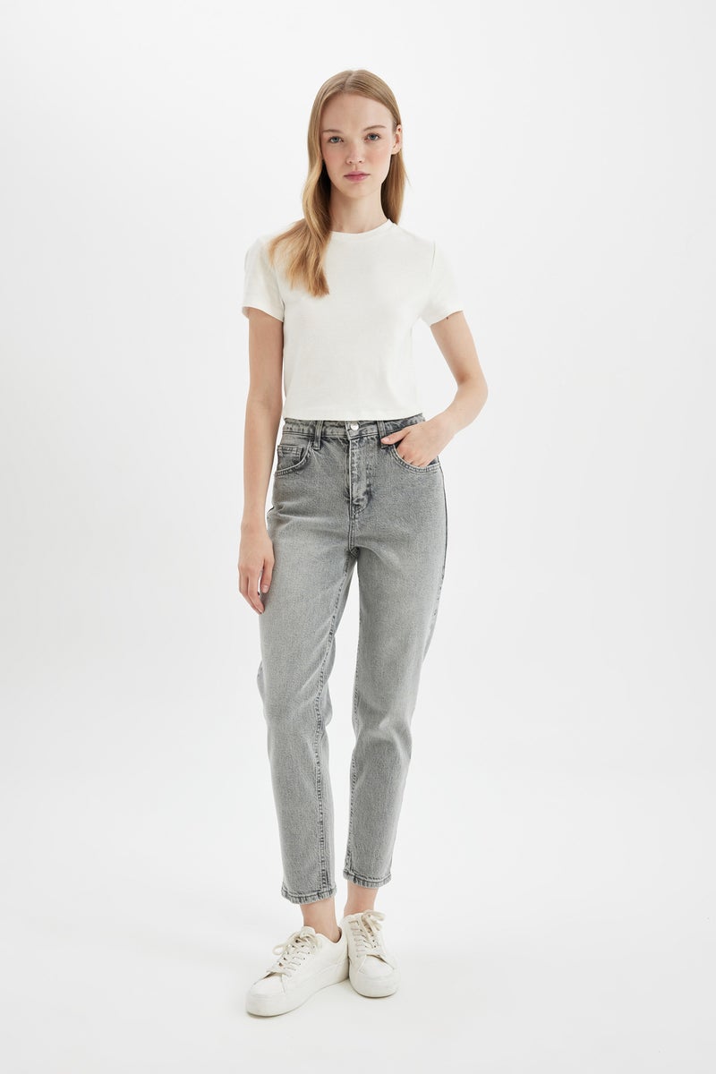DeFacto Woman Comfort Mom Fit Relaxed Fit High Waist Ankle Length Washed Jeans - Image 5