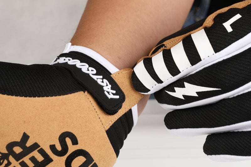 EXCEREY Motorcycles Racing Bicycles Full Finger Gloves for Adult Cycling Climbing Riding Biking Outdoor Sports (Black, Size XL) - Image 5