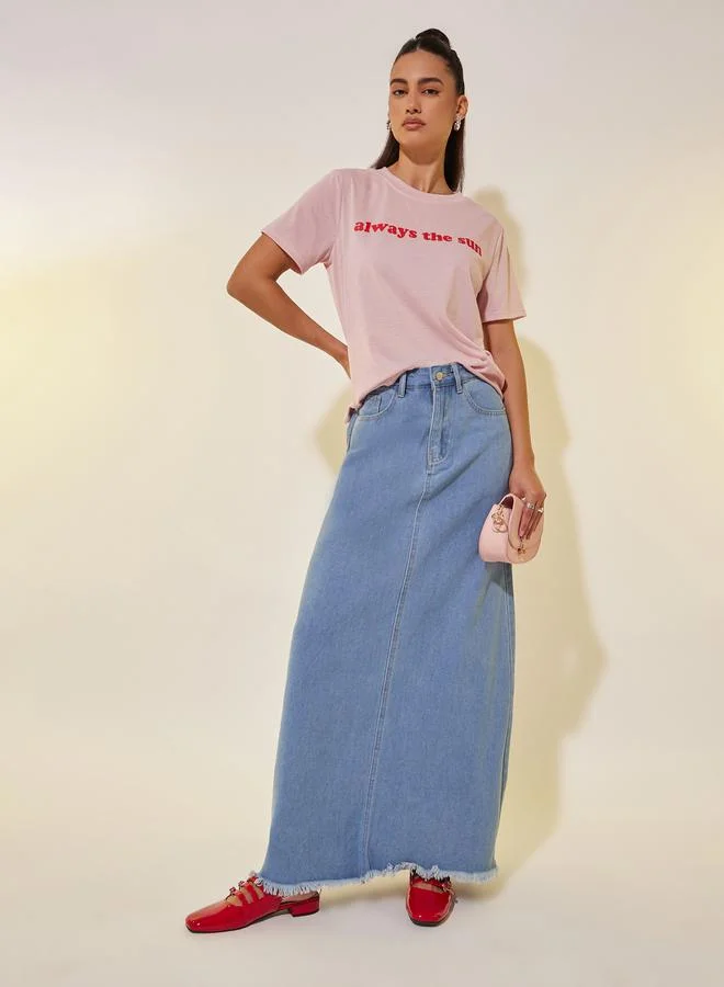 تايك تو تيشيرت بطباعة شعار بياقة دائرية