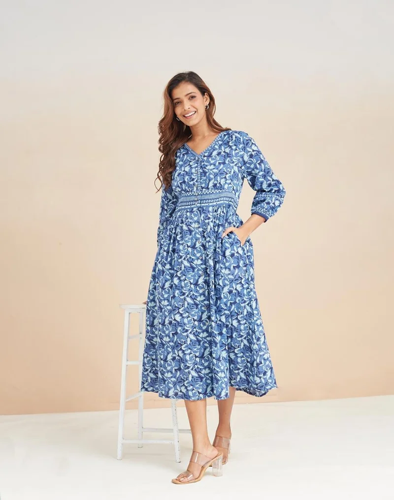 فاب انديا فستان قطني متوسط الطول أزرق