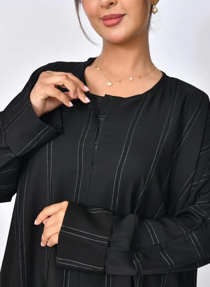 beyond abaya Black half-cloche abaya with embroidery all over the abaya - Image 3
