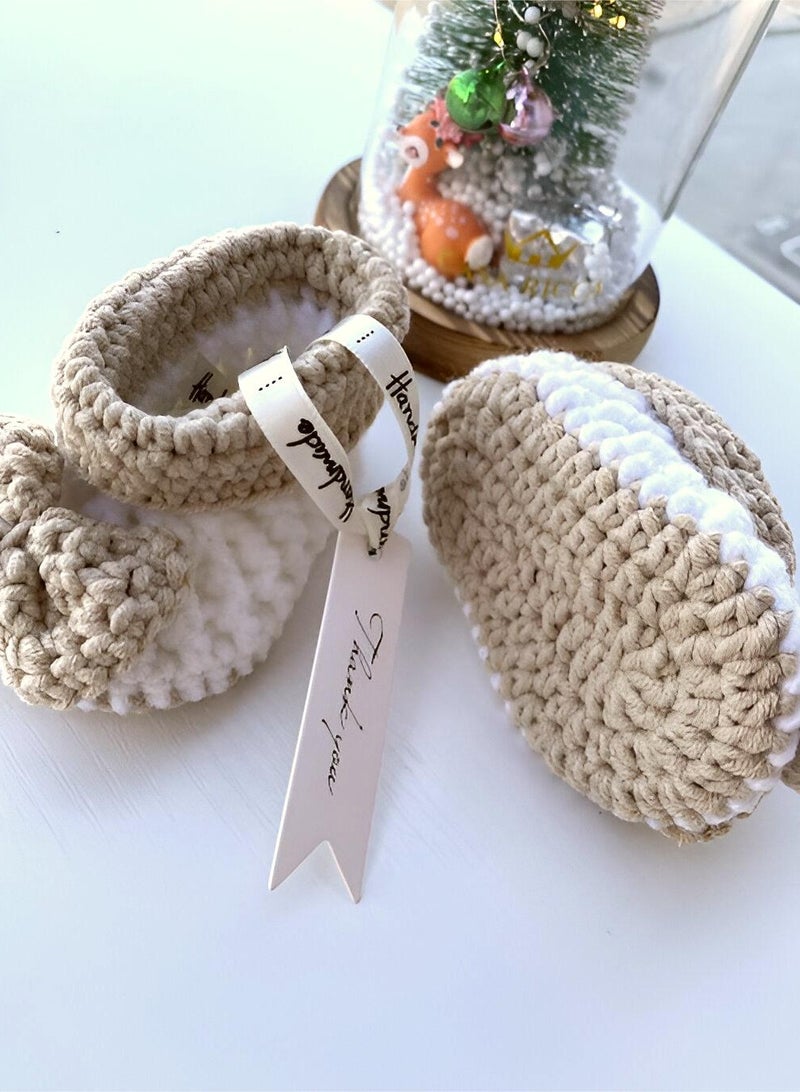 Braidise Creations Braided Baby Booties White and brown with bow 4 inch sole for new born, 2 to 6 months baby feet - Image 2