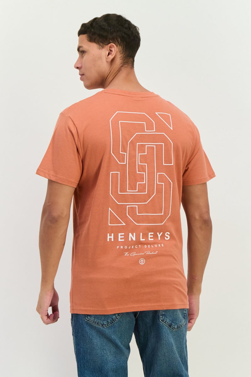 Henleys تي شيرت للرجال بأكمام قصيرة وياقة دائرية، بشعار العلامة التجارية، لون كورال - Image 3