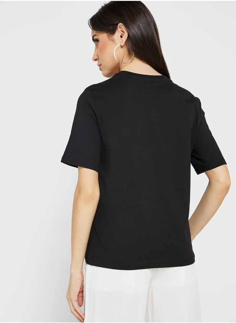 اونلي Graphic Round Neck T-Shirt