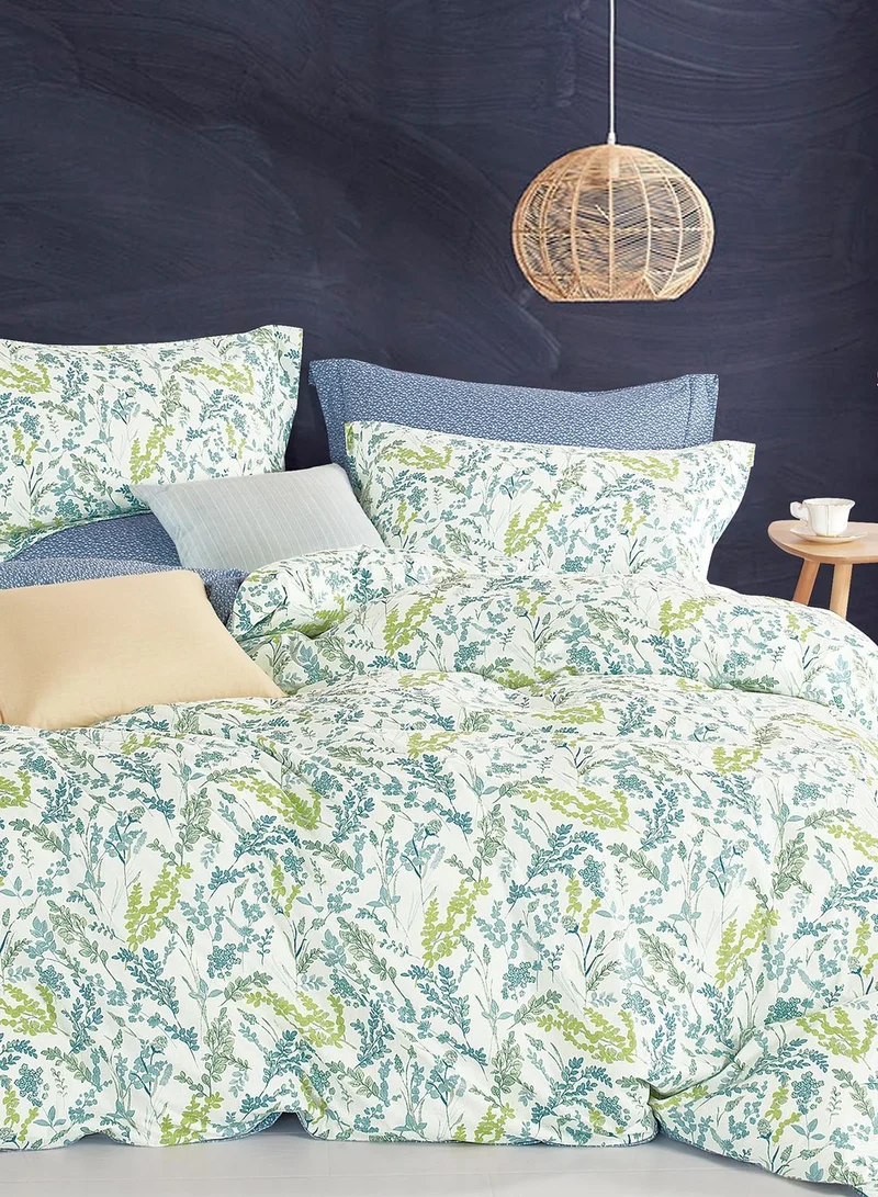 Dwell Studio Queen White  Alga Queen Comforter Set + Sheets
