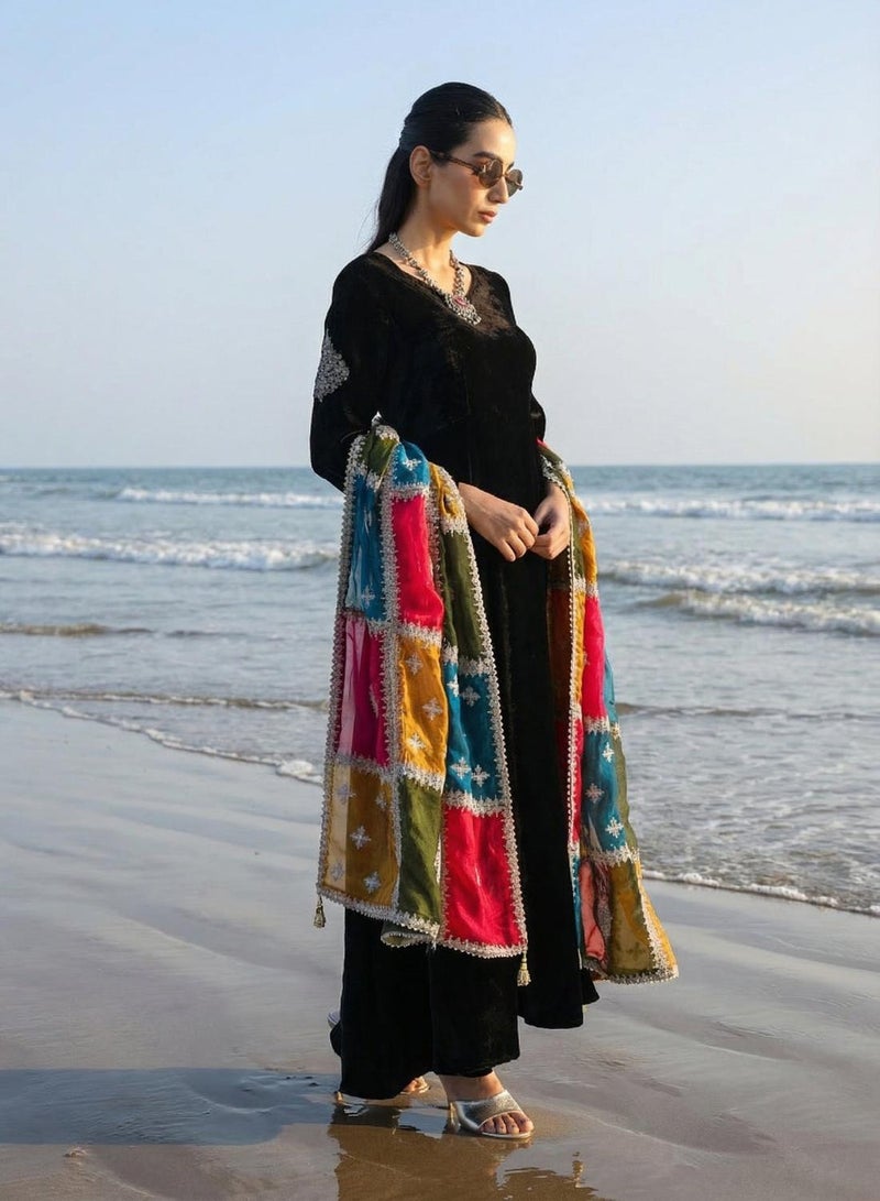 ISHIN Rich Black Organza Patchwork Embroidered Anarkali Kurta Set - Image 5