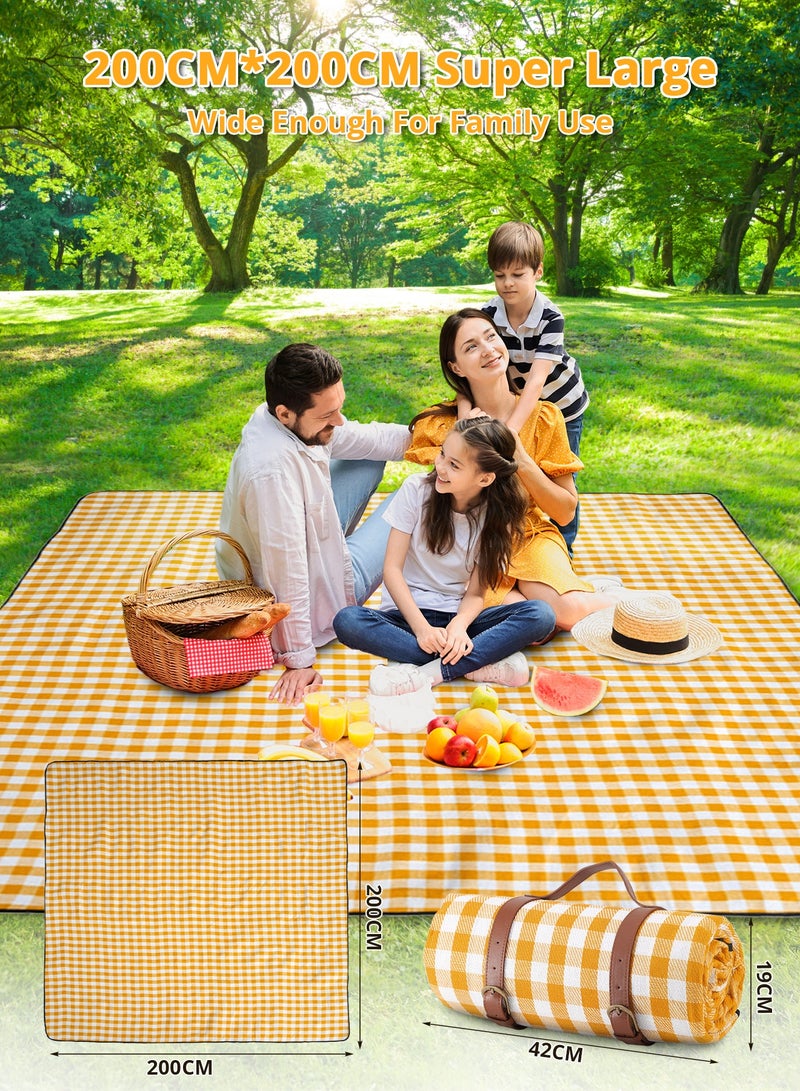 INFOSUN Portable Outdoor Picnic Blanket 200 * 200cm Extra Large Waterproof and Foldable, 3-Layer Outdoor Blanket for 6 to 8 Adults,For Camping, Park, Beach, Grass, Indoors (Yellow) - Image 5
