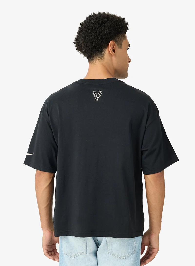Nike Milwaukee Bucks Courtside Ogc Boxy T-Shirt