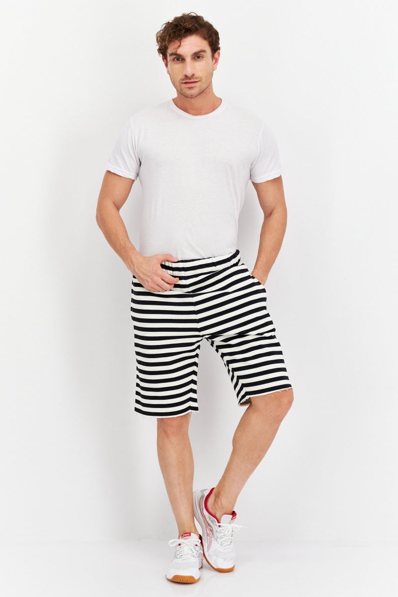 Champion Men Sportswear Fit Stripe Training Shorts, Navy  - Image 4