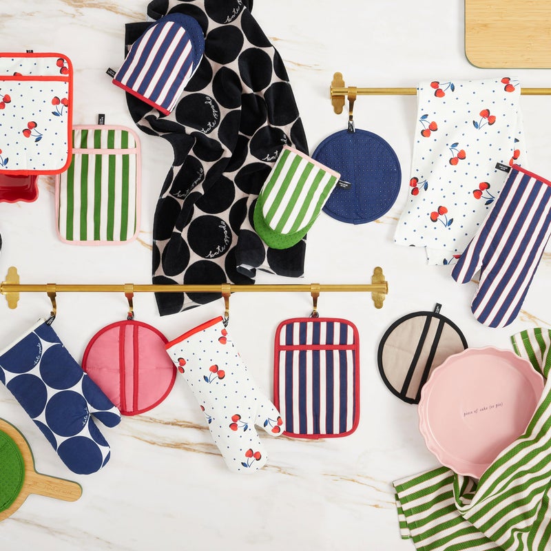 Kate Spade New York Kate Spade New York Cherry Dot Kitchen Towel, Oven Mitt & Pot Holder 4-Pack Set, 17" x 28", 7" x 13", 7" x 10", White/Red/Blue  - Image 5