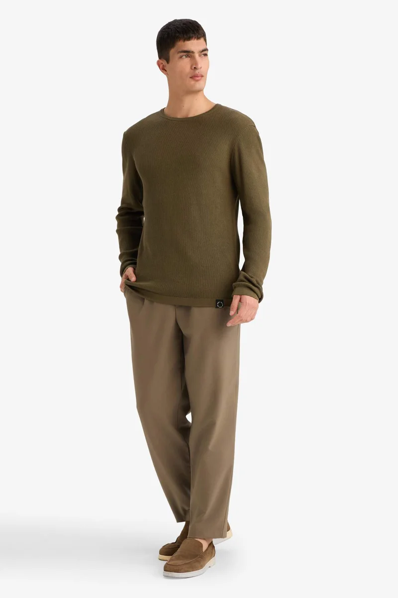 ديفاكتو Crew Neck Knit Pullover