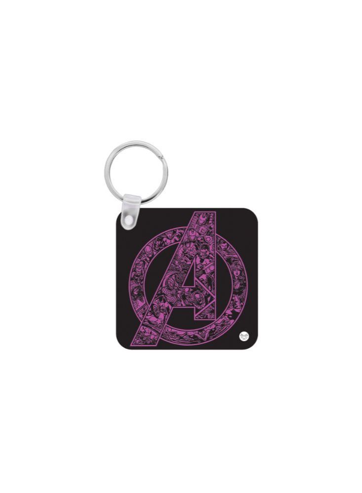 Reeman Design Black keychain with a symbol design