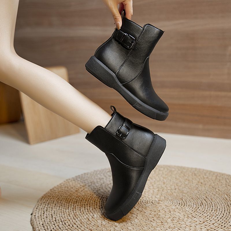 Flat Short Boots For Women 2025 Soft-Soled Non-Slip Boots Waterproof Large Size Chelsea Retro Mom Shoes - Image 1