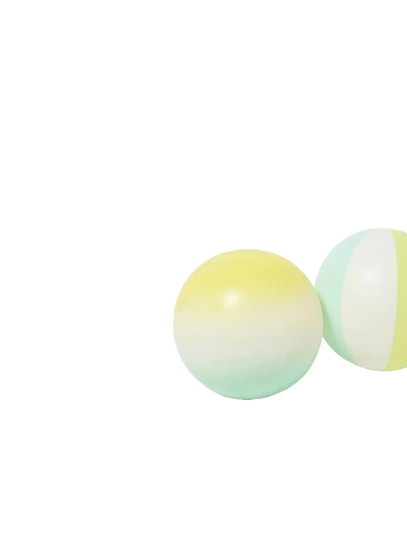 SUNNY LIFE Inflatable Beach Ball Set of 2 Salty the Shark Multi