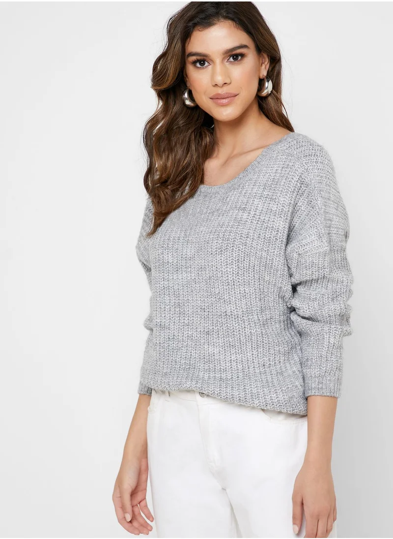 Reserved V- Back Heavy Knit Sweater