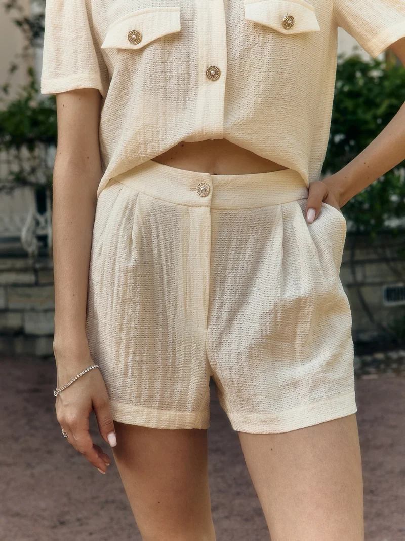 Lichi Mini shorts in textured fabric with waist pleats