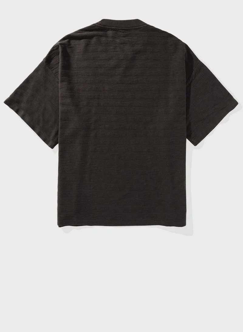 امريكان ايجل Textured  Crew Neck T-Shirt