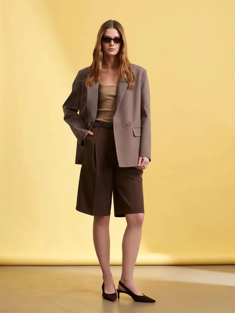 ديلفين Dilvin High-Waist Wide-Leg Tailored Shorts