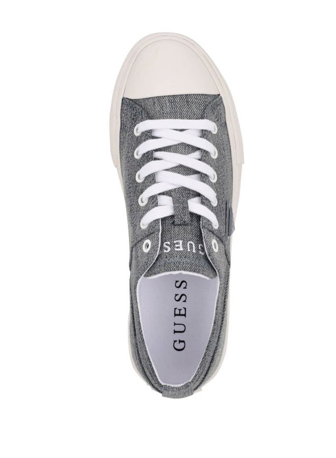 GUESS جيس للنساء حذاء رياضي برانزي، جينز أزرق، 5.5 - Image 4