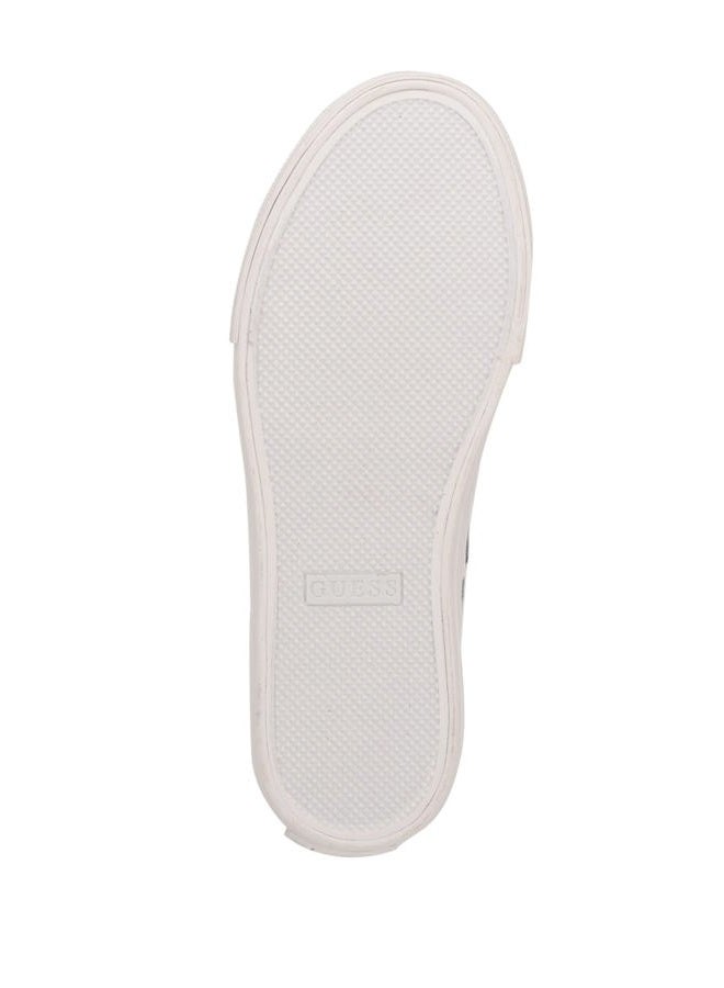 GUESS جيس للنساء حذاء رياضي برانزي، جينز أزرق، 5.5 - Image 5