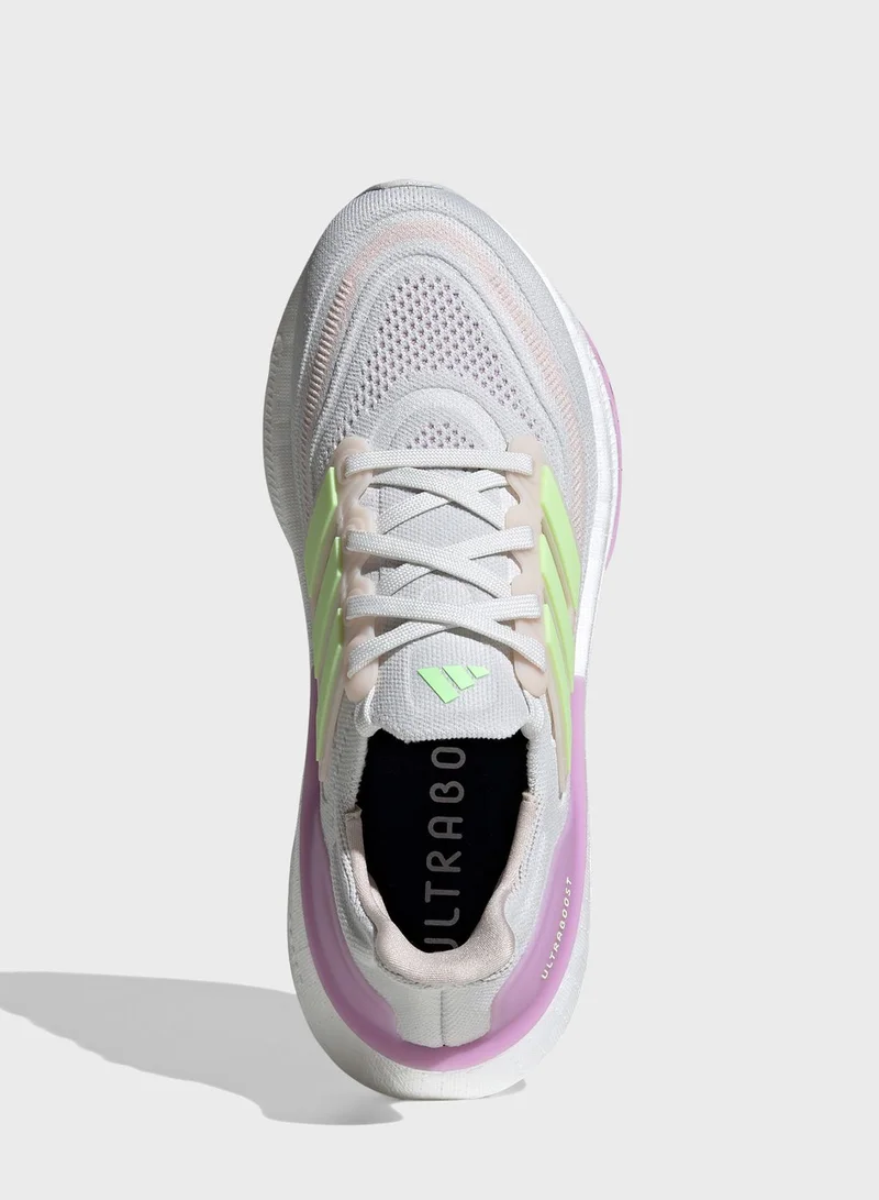 adidas ضوء Ultraboost W
