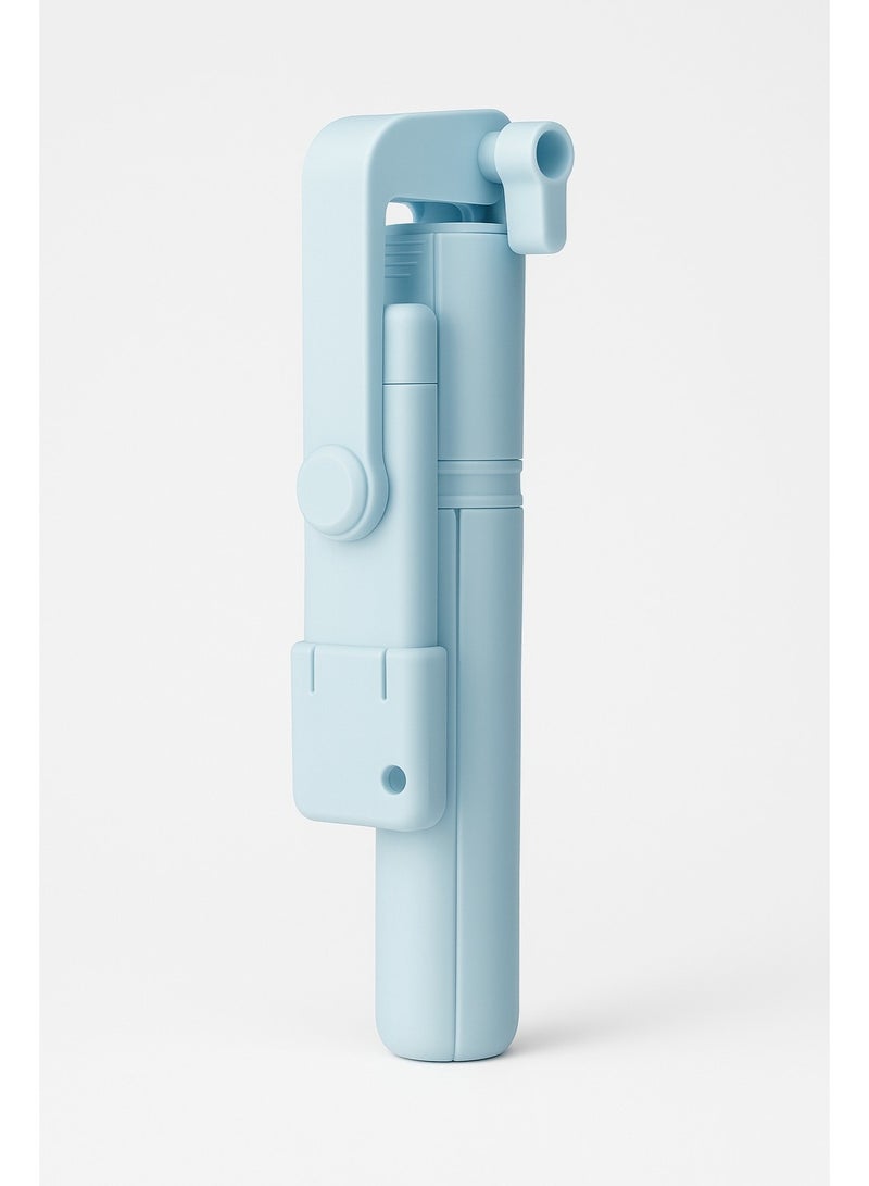 R1s Selfie Stick with Extendable Design up to 70cm, Built-in Lighting, Dual LED Light, Horizontal and Vertical Shooting Directions – Baby Blue - Image 2