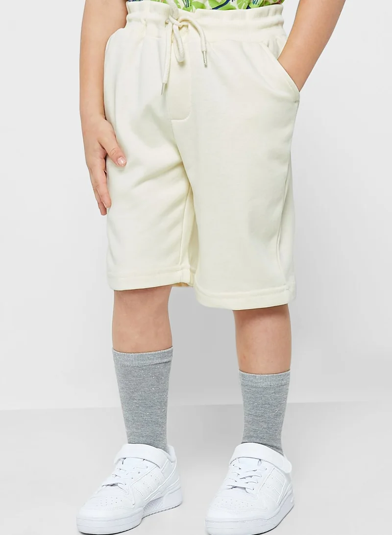 Pinata Printed Shirt & Shorts Set