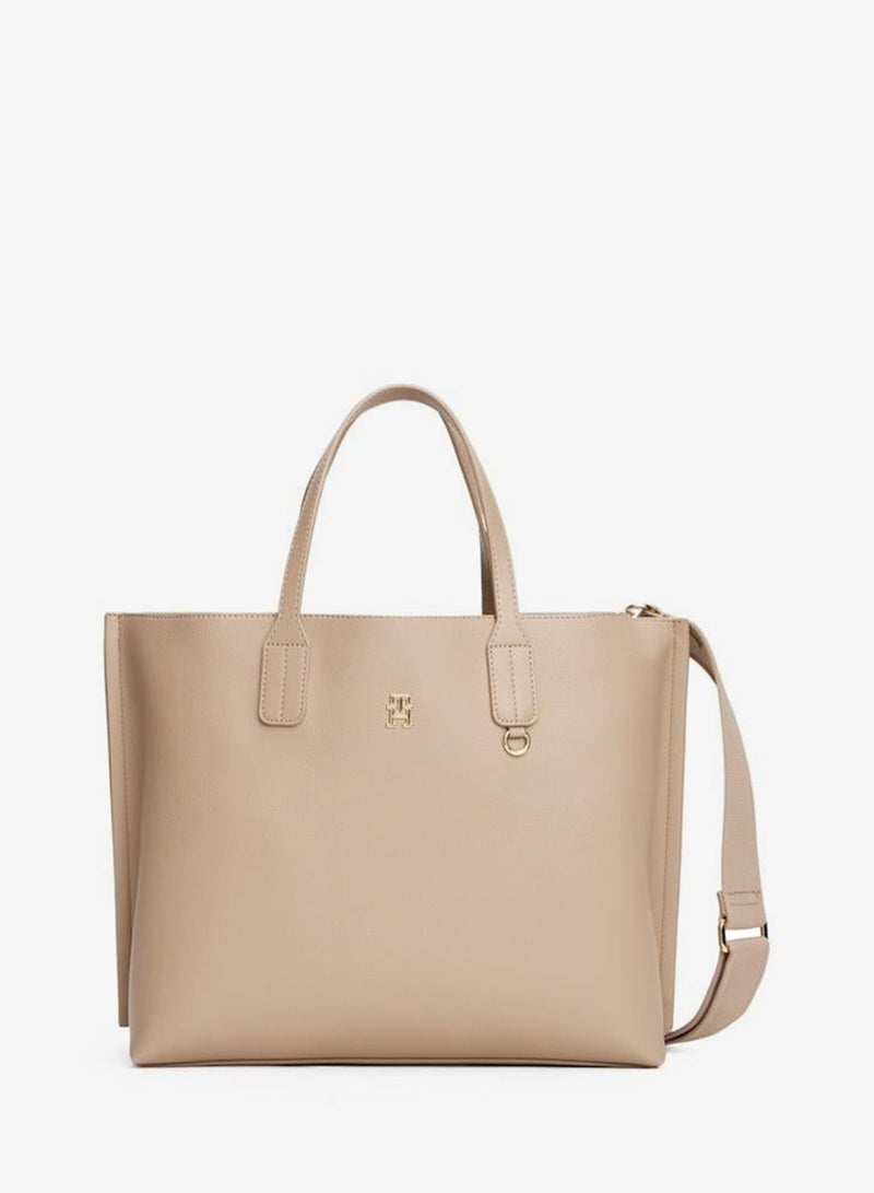 تومي هيلفيغر شنطة ساتشل بمقبض علوي بتفاصيل شعار - Image 1