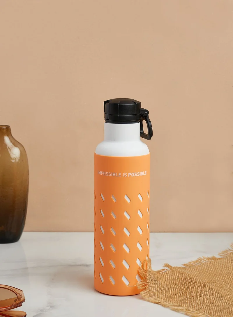 The Emirates Thermos Bottle With Soft Grip Silica
