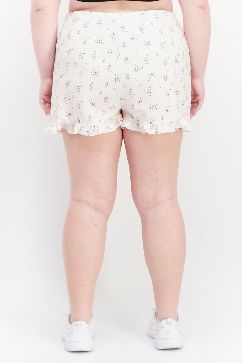 RIVER ISLAND Women Plus Size Floral Pattern Basic Shorts, Beige Combo  - Image 4