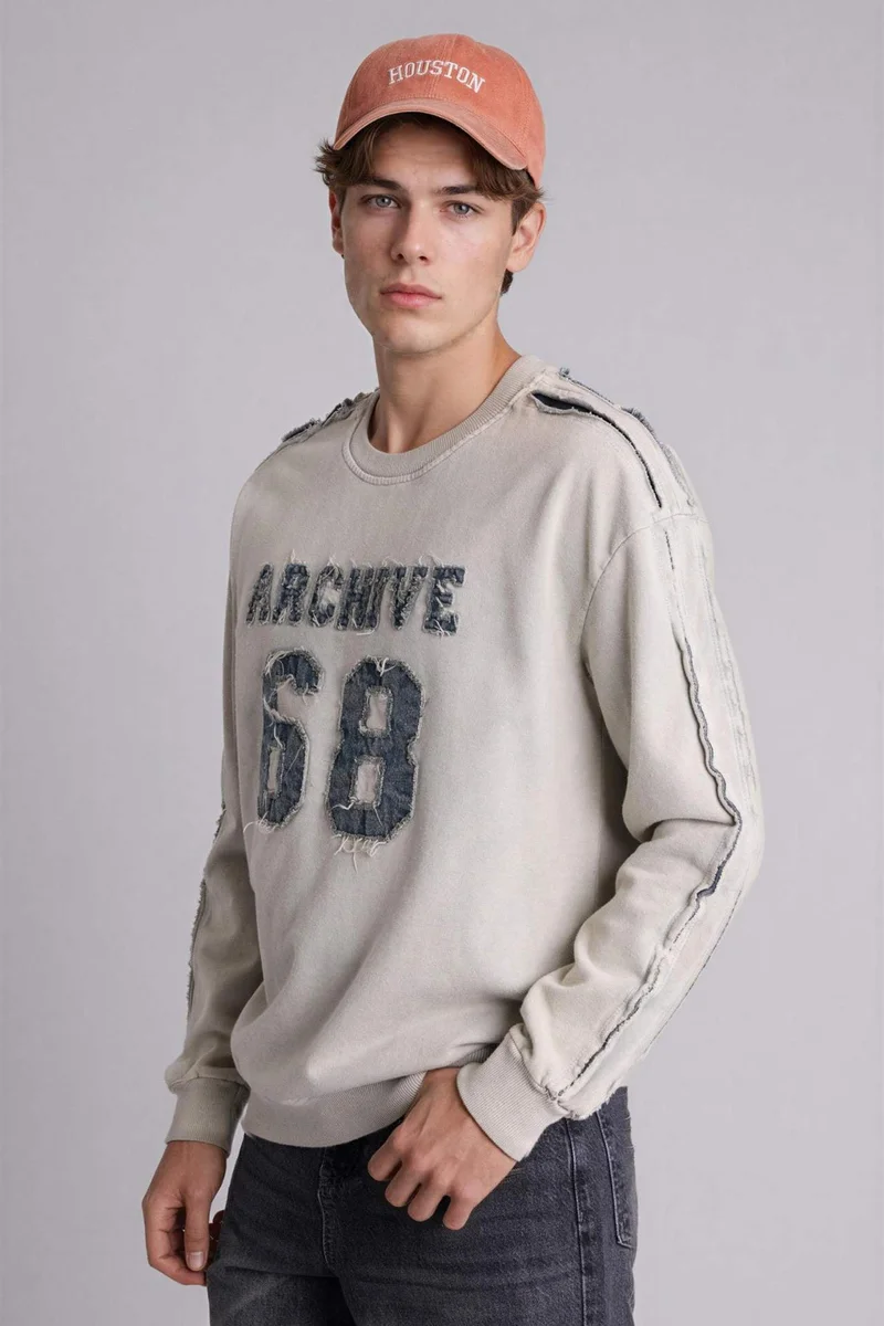 DeFacto Boxy Fit Long Sleeve Sweatshirt