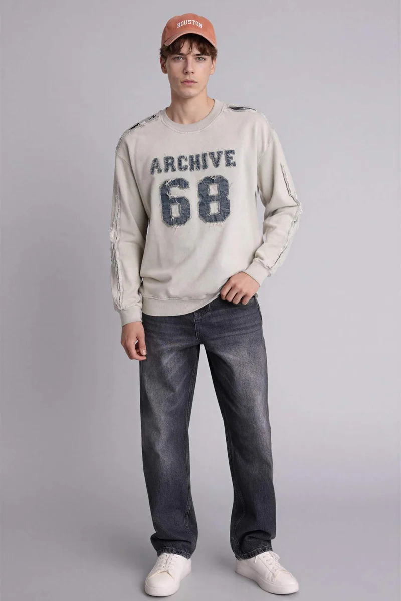 Defacto Boxy Fit Long Sleeve Sweatshirt