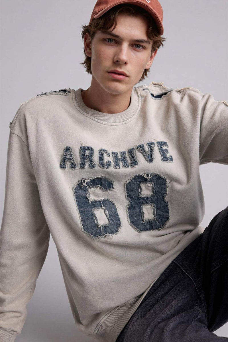 DeFacto Boxy Fit Long Sleeve Sweatshirt - Image 1