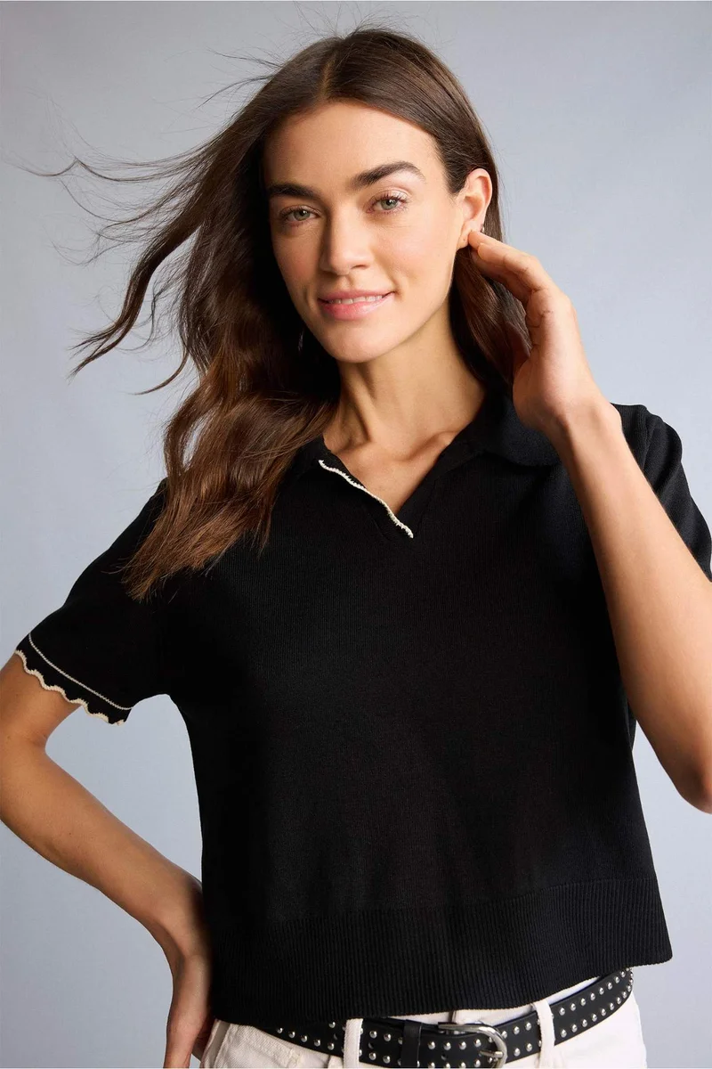 ديفاكتو Regular Fit Polo Collar Pullover