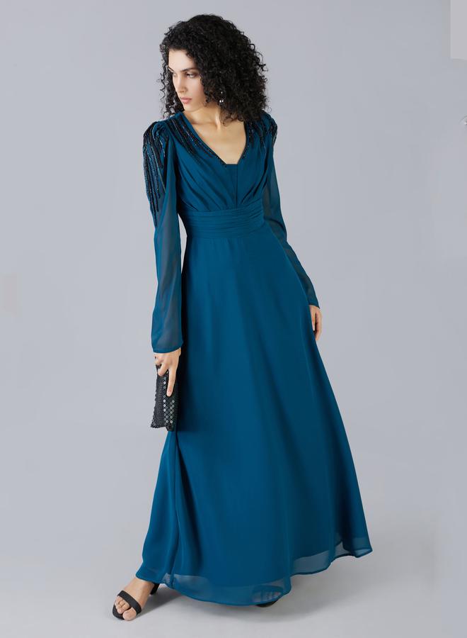 Long-sleeved maxi dress
