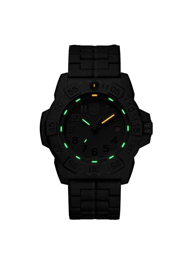 Luminox Men's Analog Round Shape Carbon Fibre Wrist Watch XS.3502.BO.L - 45 Mm  - Image 2