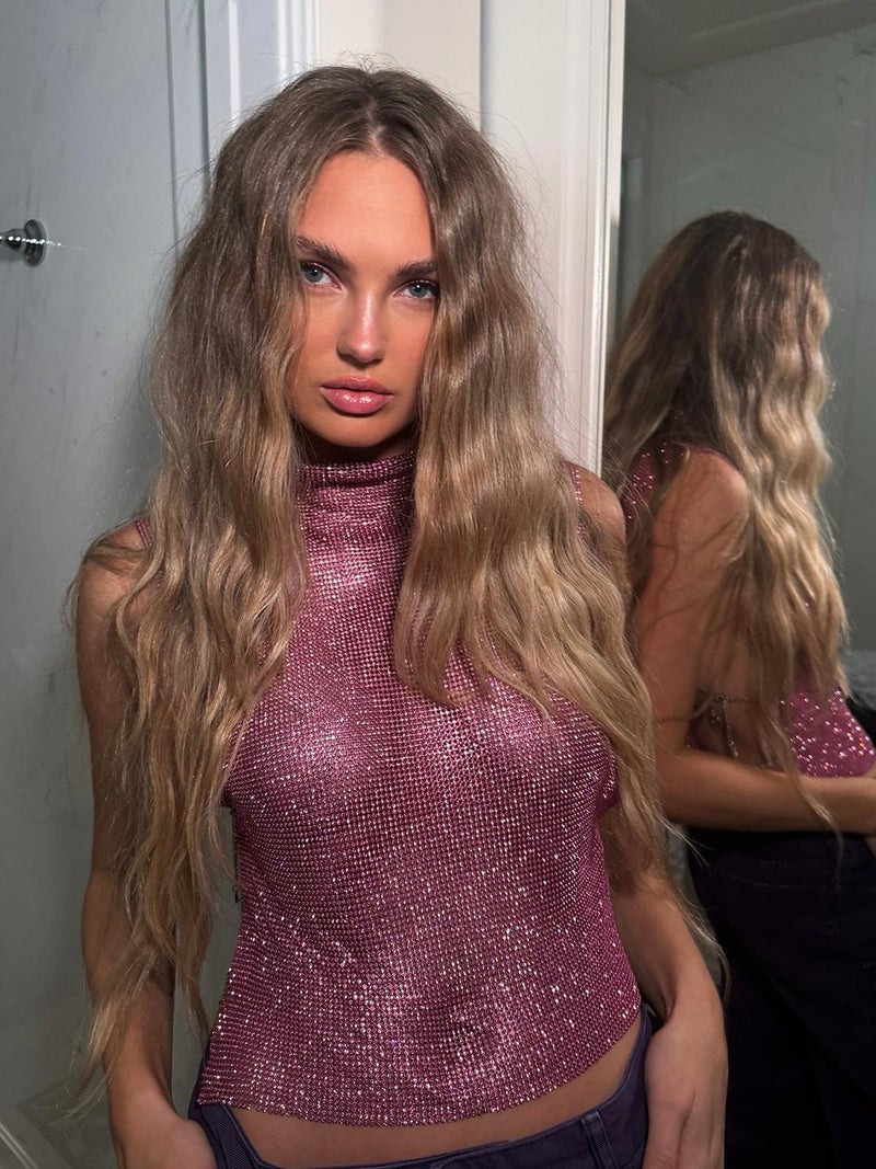 النساء عبر الحدود عصرية عالية الرقبة سترة أعلى مع Rhinestones والتفاصيل المعدنية، أسلوب قصير بلا أكمام، أزياء الشارع - Image 5