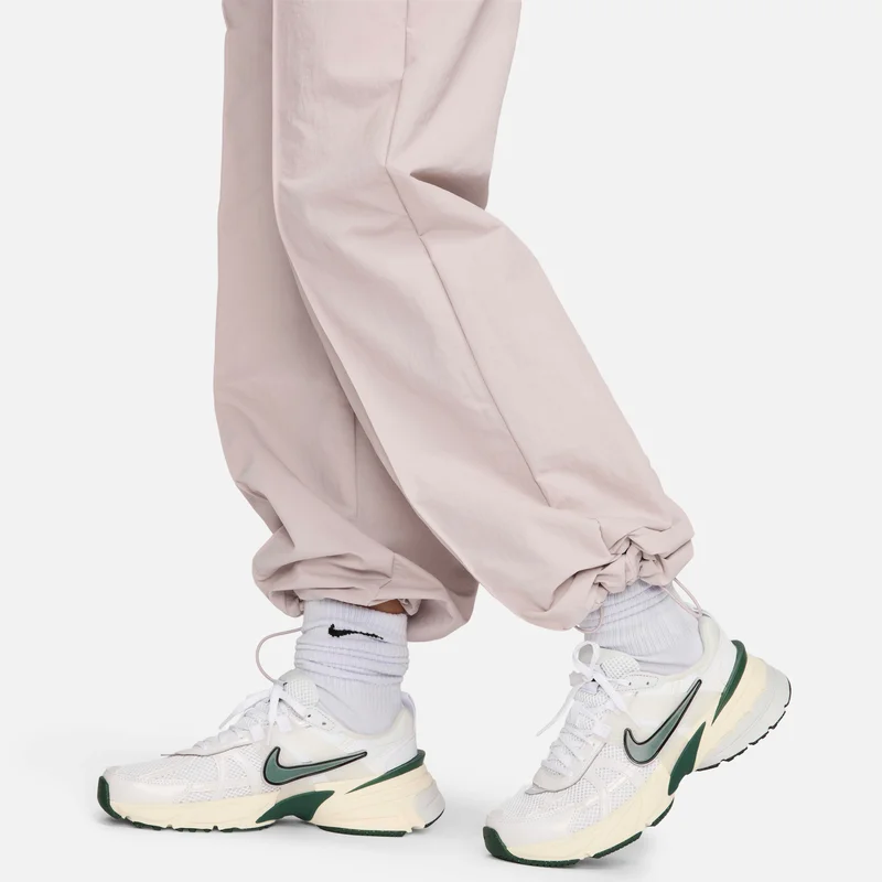 Nike Black Women's Sportswear Everything Wide Leg Trousers for Women | Best Price UAE