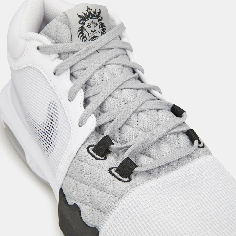 Nike LeBron Witness 8 Basketball Shoes