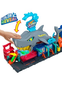 Hot Wheels City Toy Car Track Set, Ultra Shark Car Wash With 1:64 Scale Color Reveal Toy Car, Repeat Color-Change Feature, Storage  - Image 4