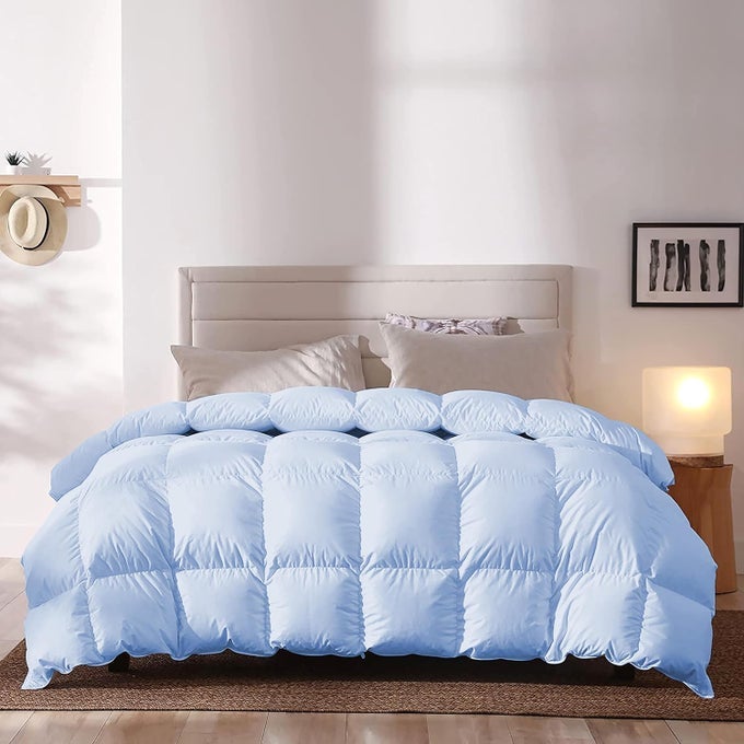 400 GSM HEAVY WINTER COMFORTER FOR SINGLE SIZE 60X90 RESTFUL SLEEP SOFT MICROFIBER SINGLE SIZE COMFORTERQUILTDUVETBLANKET SINGLE SIZE SKY BLUE COLOR