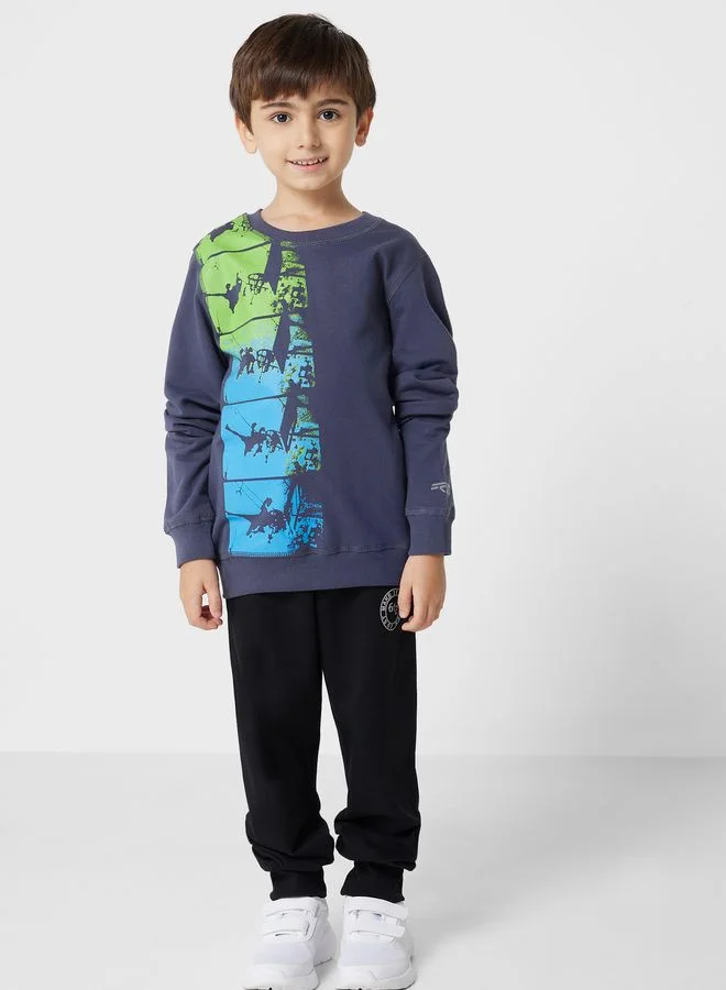 FRWD Basketball Slam Dunk Sweatshirt