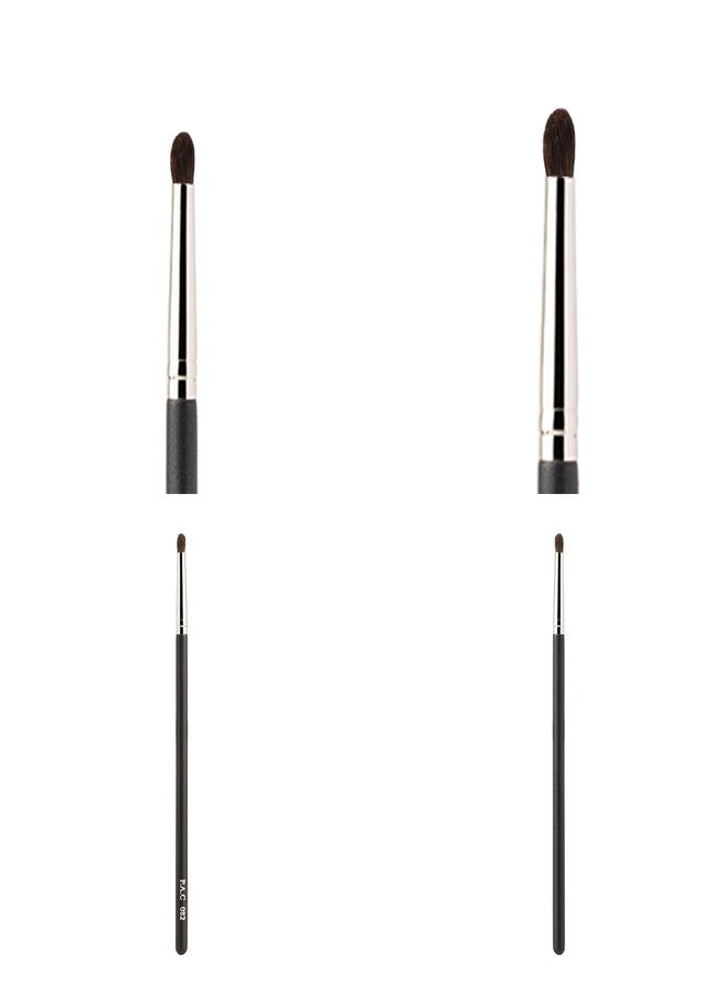 PAC Eyeshadow Blending Brush 082 - Image 4