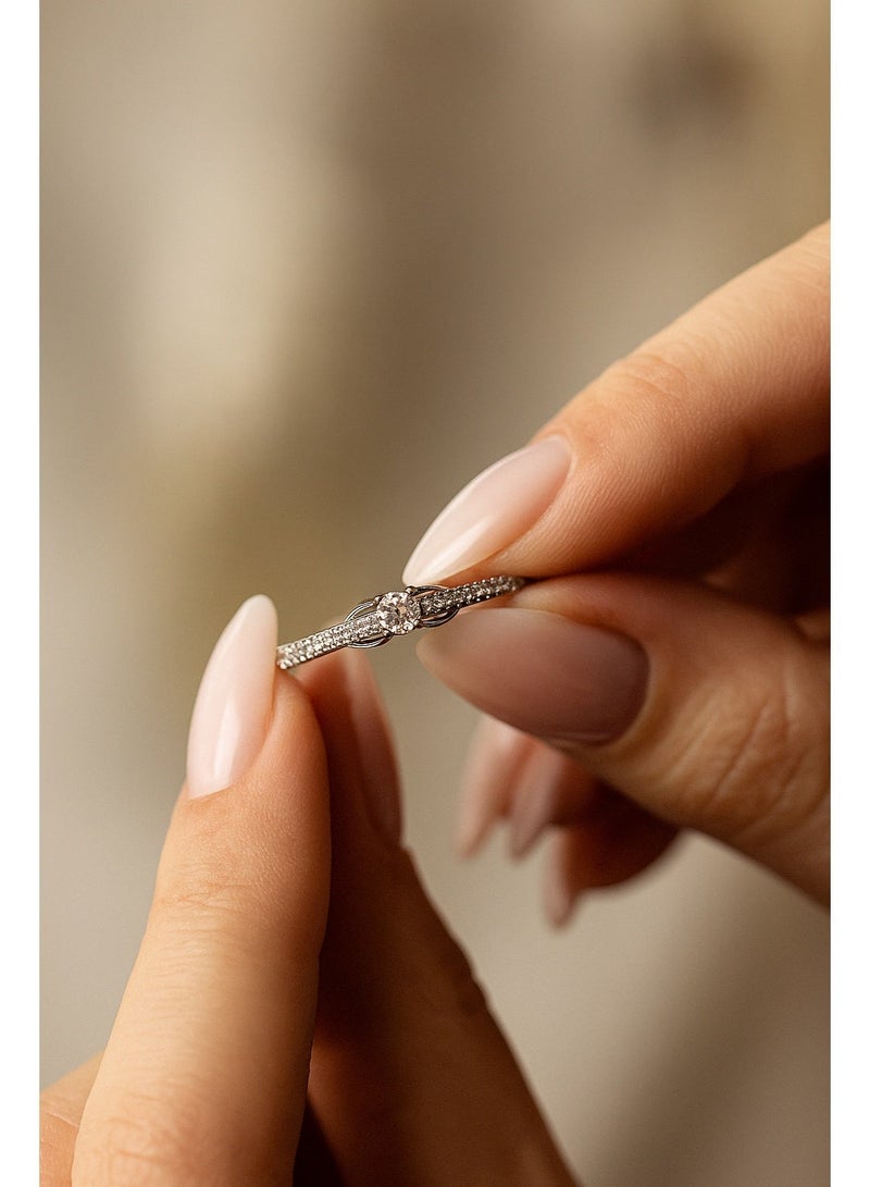 ثري دايموندز خاتم سيلفر سوليتير كريستال – مجوهرات أنيقة مطلية بالبلاتين والروديوم للسيدات في علبة هدايا - Image 5