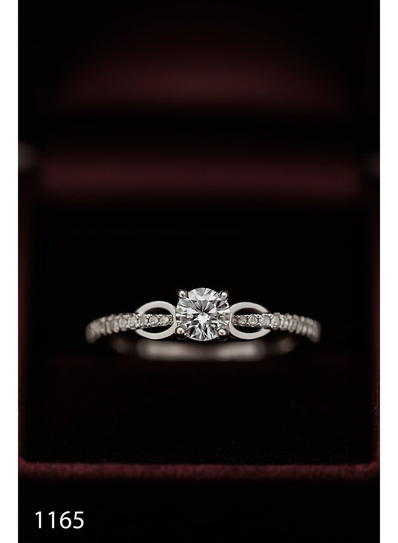 ثري دايموندز خاتم سيلفر سوليتير كريستال – مجوهرات أنيقة مطلية بالبلاتين والروديوم للسيدات في علبة هدايا - Image 2