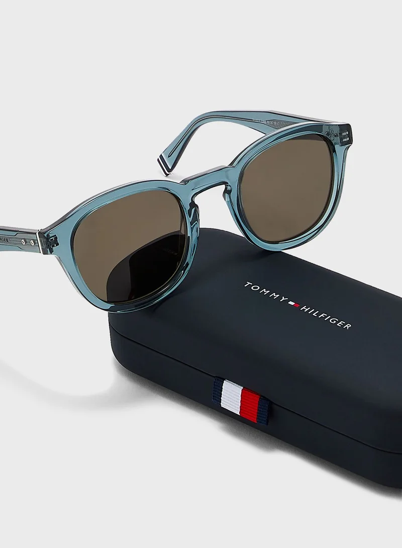 TOMMY HILFIGER Round Sunglasses