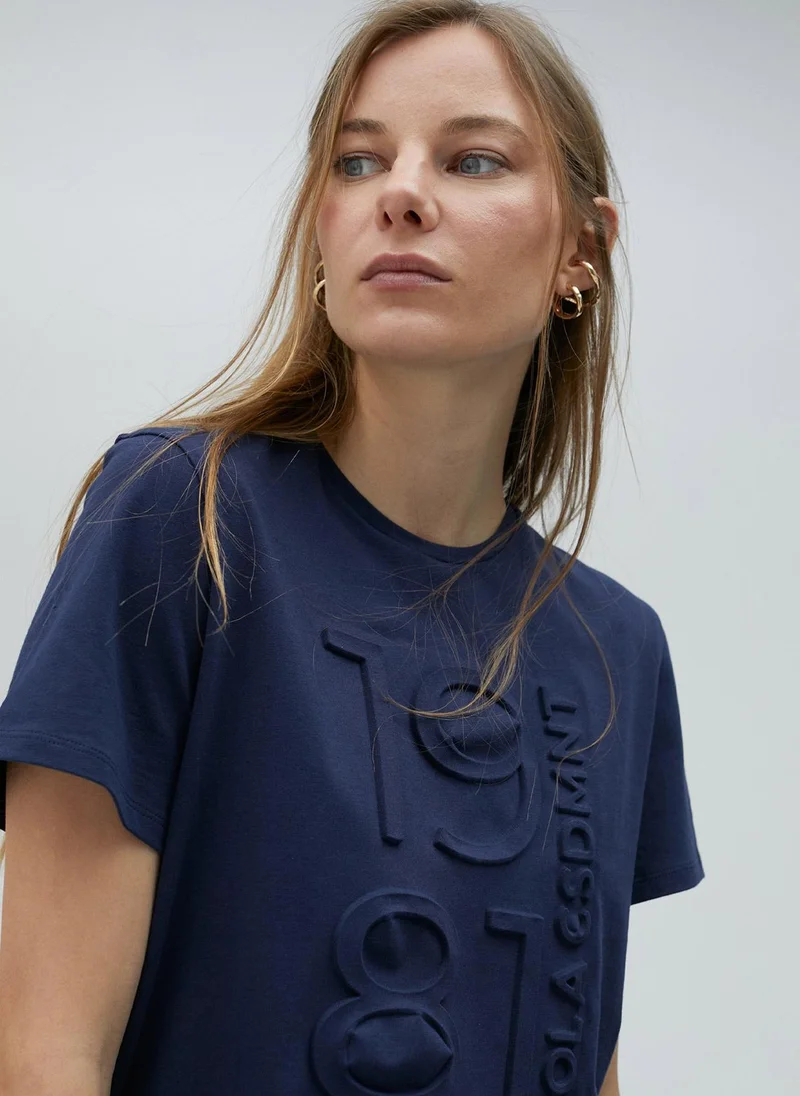 Lola Casademunt 1981 T-shirt
