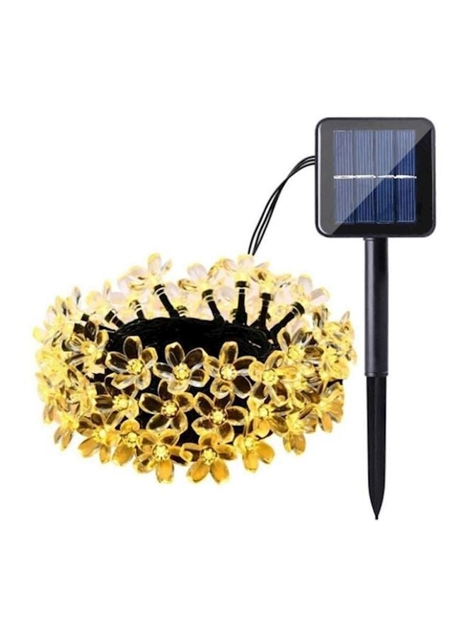 بيوينتي شريط إضاءة يعمل بالطاقة الشمسية من 50 ضوء LED بتصميم أزهار أصفر - Image 2
