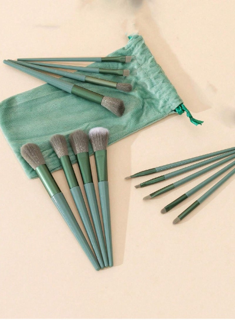 13-Piece Professional Makeup Brush Set with Travel Case – Full Face & Eye Brushes for Seamless Application - Image 3